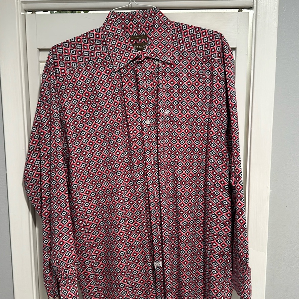 Ariat L Button Down Dresss Shirt